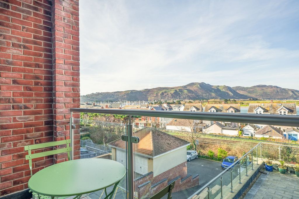 Additional image 5 of 2 bed flat for saleDeganwy Road, Deganwy LL31