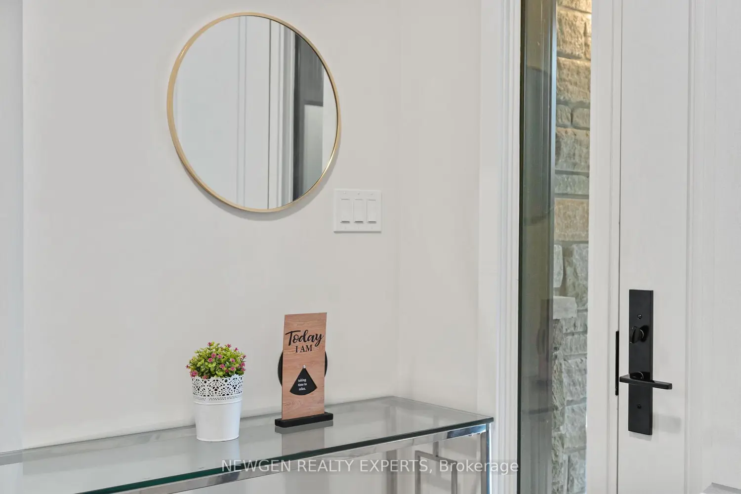 Additional image 2 of 1049 Greensview Drive