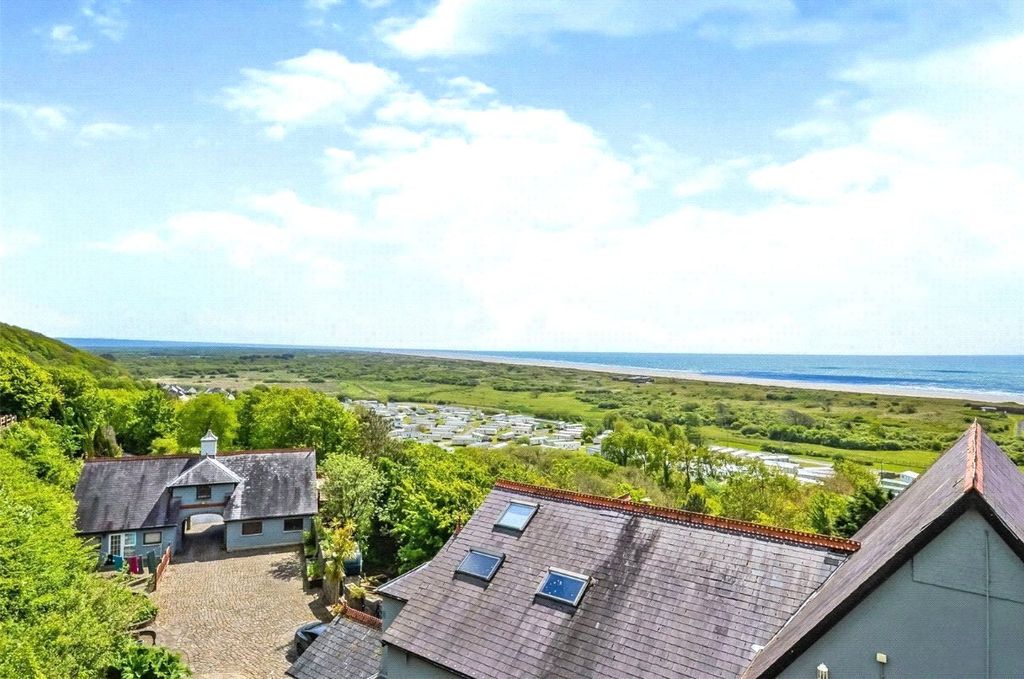 Additional image 8 of 2 bed flat for saleApt 5 (19) Coastal View, Pendine, Carmarthen SA33