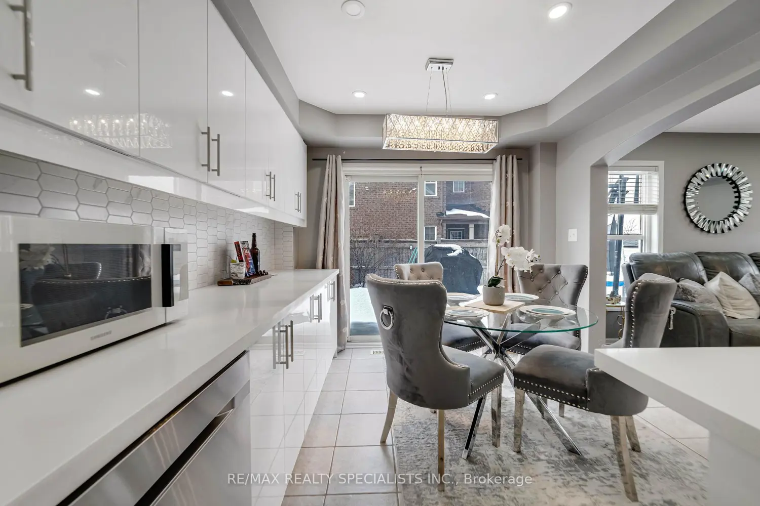 Additional image 2 of 22 Apple Valley Way