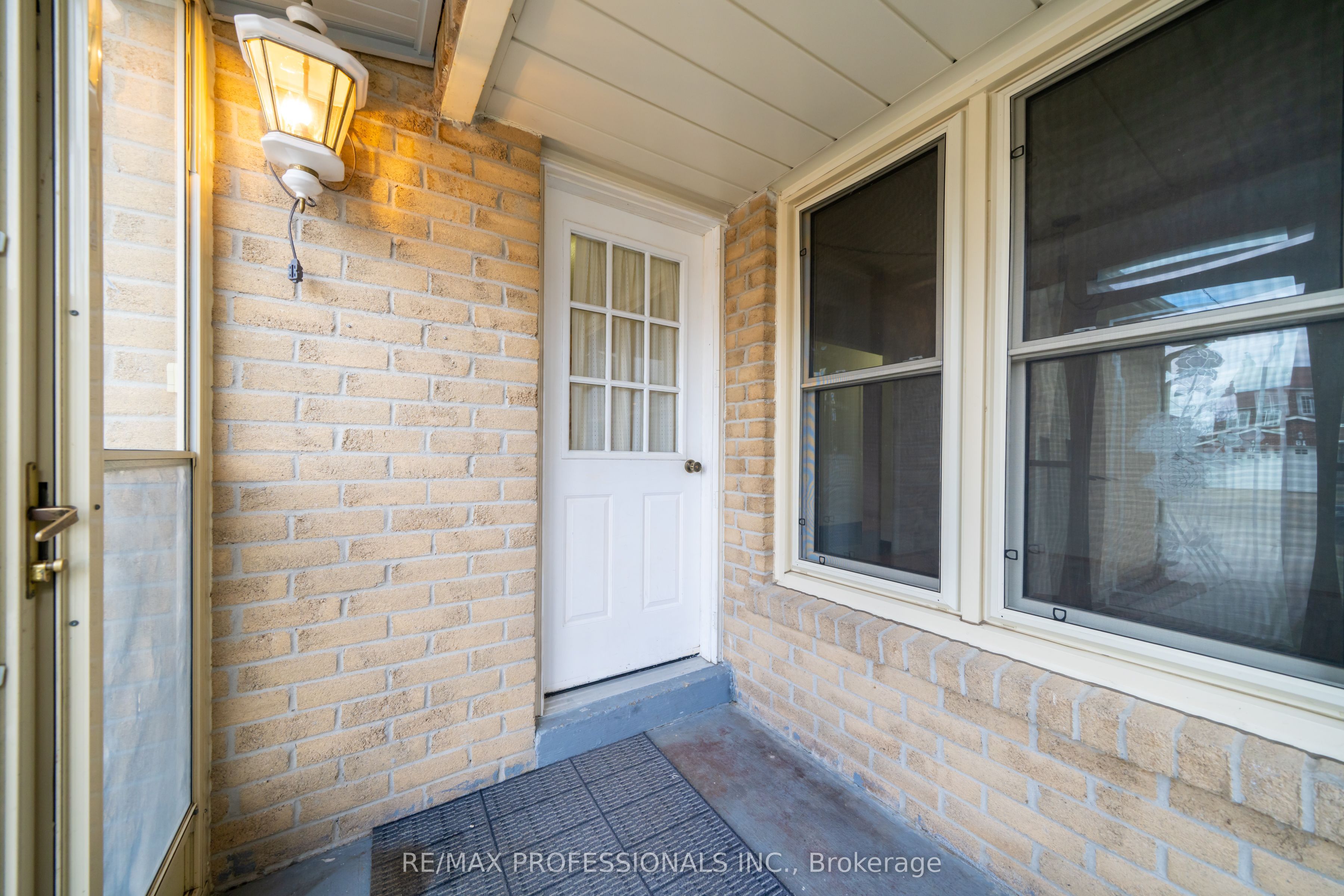 Additional image 3 of 23 Jacob Fisher Drive, Toronto, ON, M1B 4K3