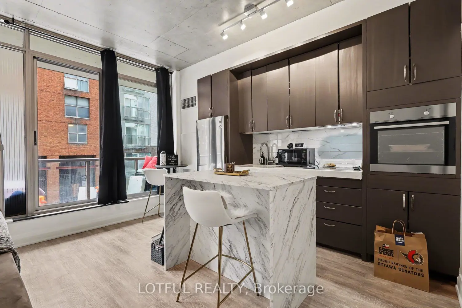 Additional image 12 of 383 Cumberland Street 201