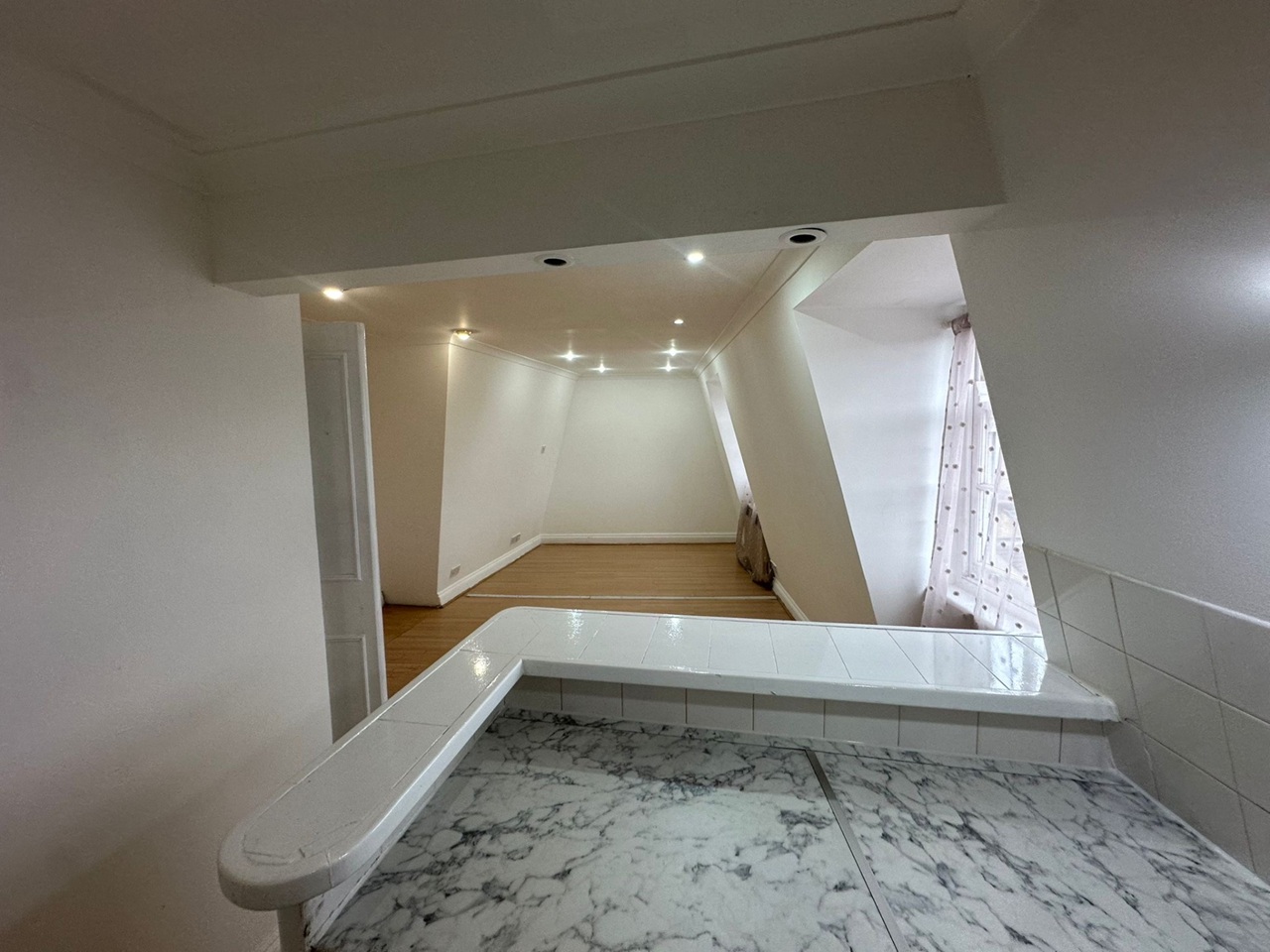 Additional image 3 of Studio Flat, Hayfield Passage, E1, N1 7GU