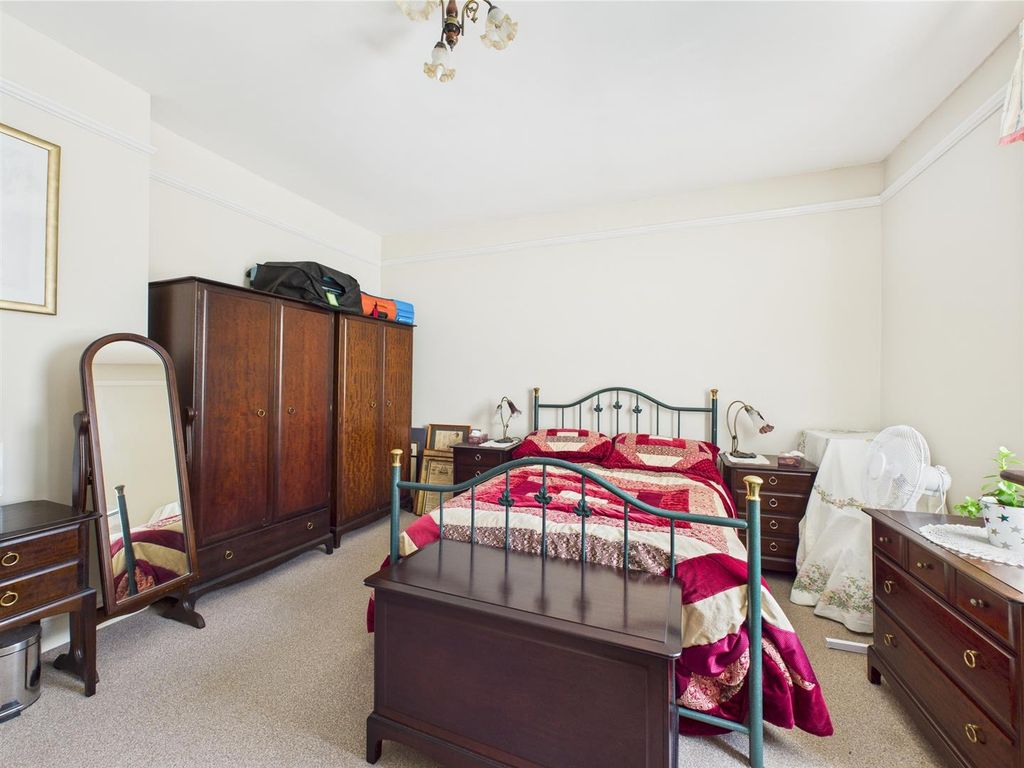 Additional image 10 of 2 bed flat for saleEsplanade, Porthcawl CF36