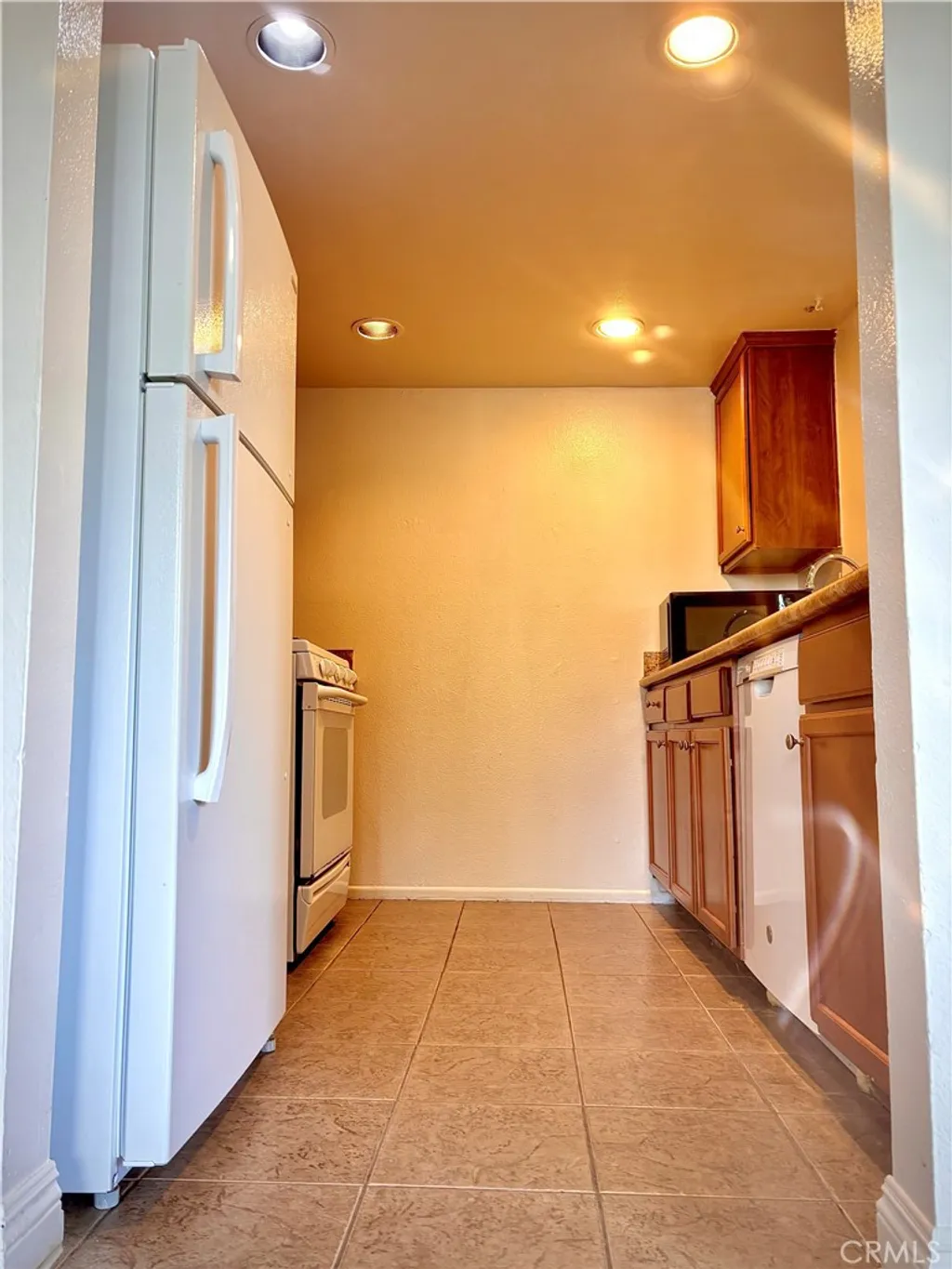 Additional image 11 of 1110 W Blaine St Unit 102, Riverside, CA 92507
