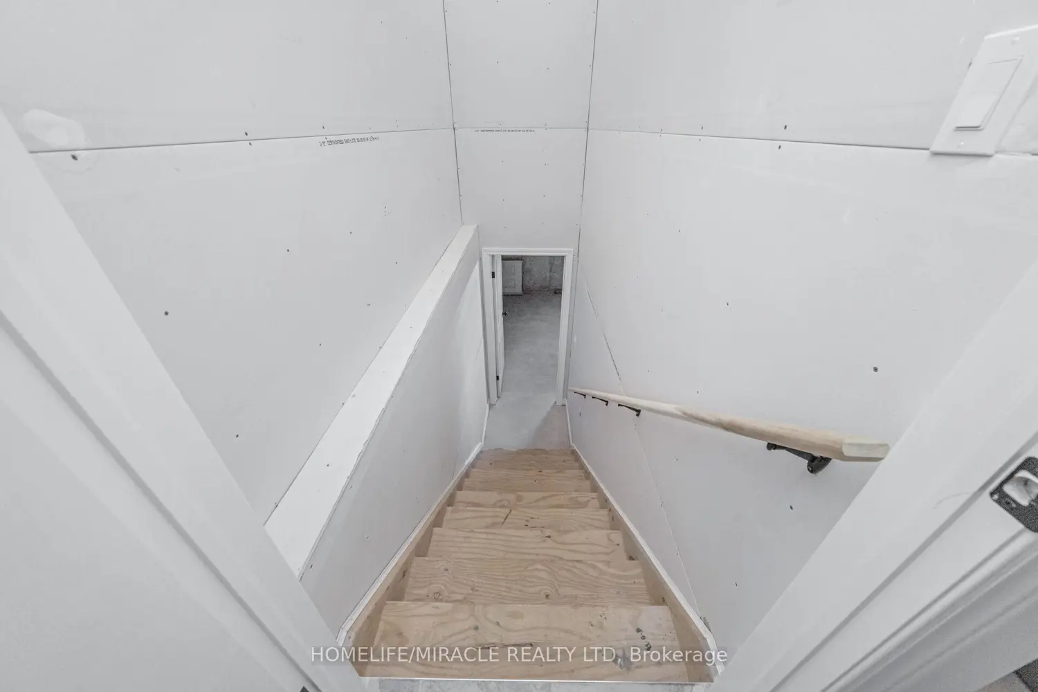 Additional image 10 of 158 Savannah Ridge Drive