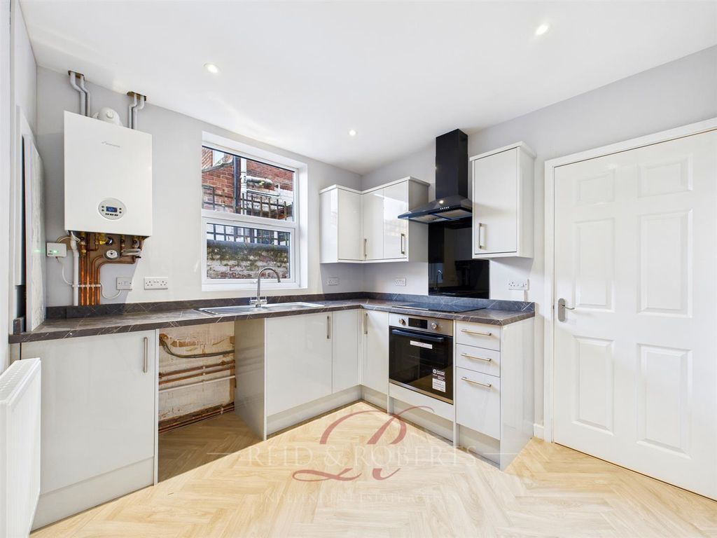 Additional image 4 of 2 bed flat for saleChurch Street, Connah's Quay, Deeside CH5