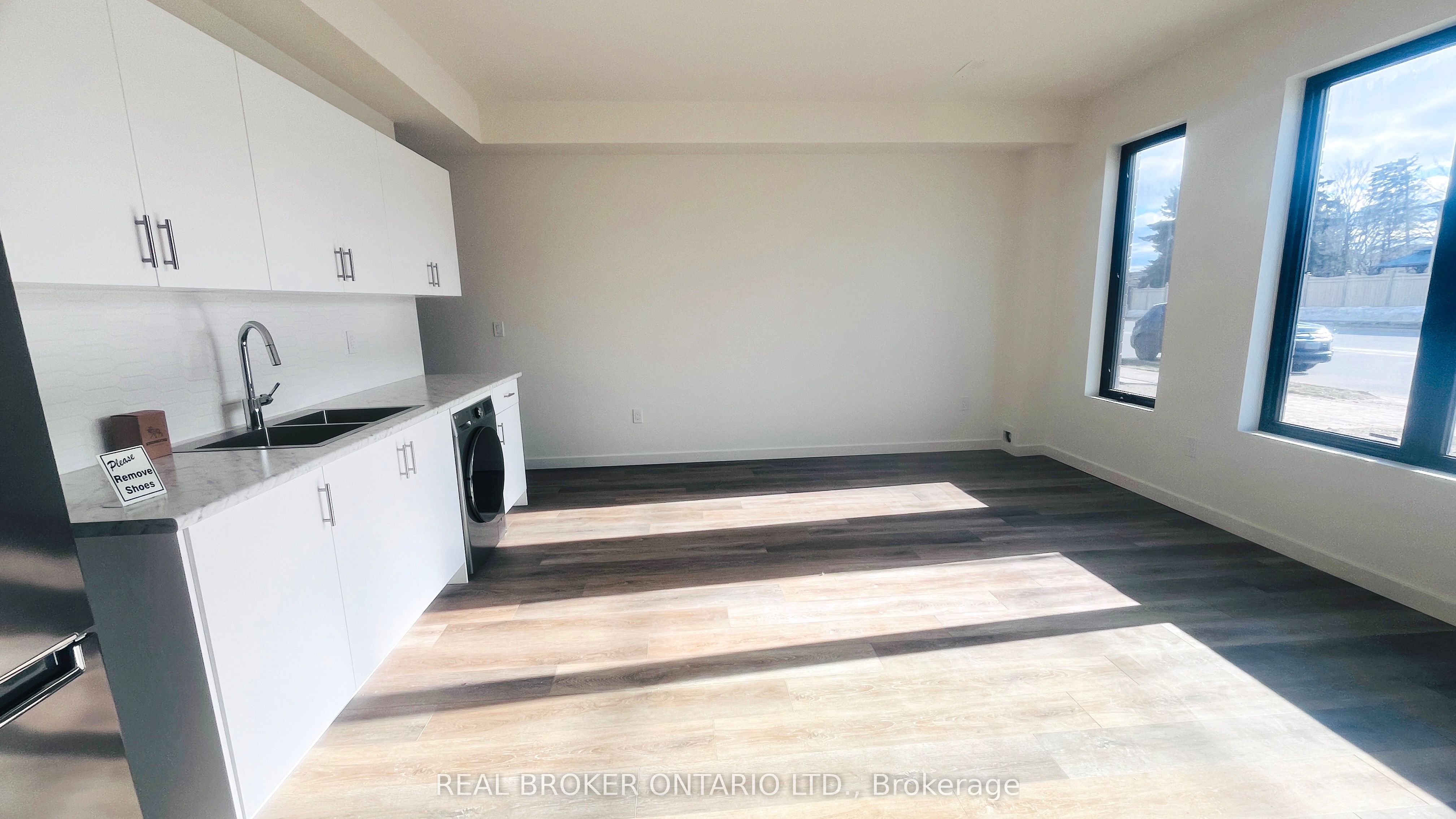 Additional image 5 of MAIN-19 Rainwater Lane, Barrie, ON, L4N 9J6