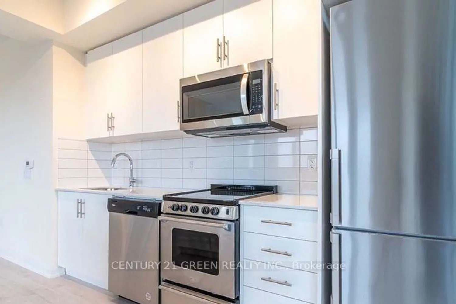 Additional image 10 of 509 Dundas Street 506