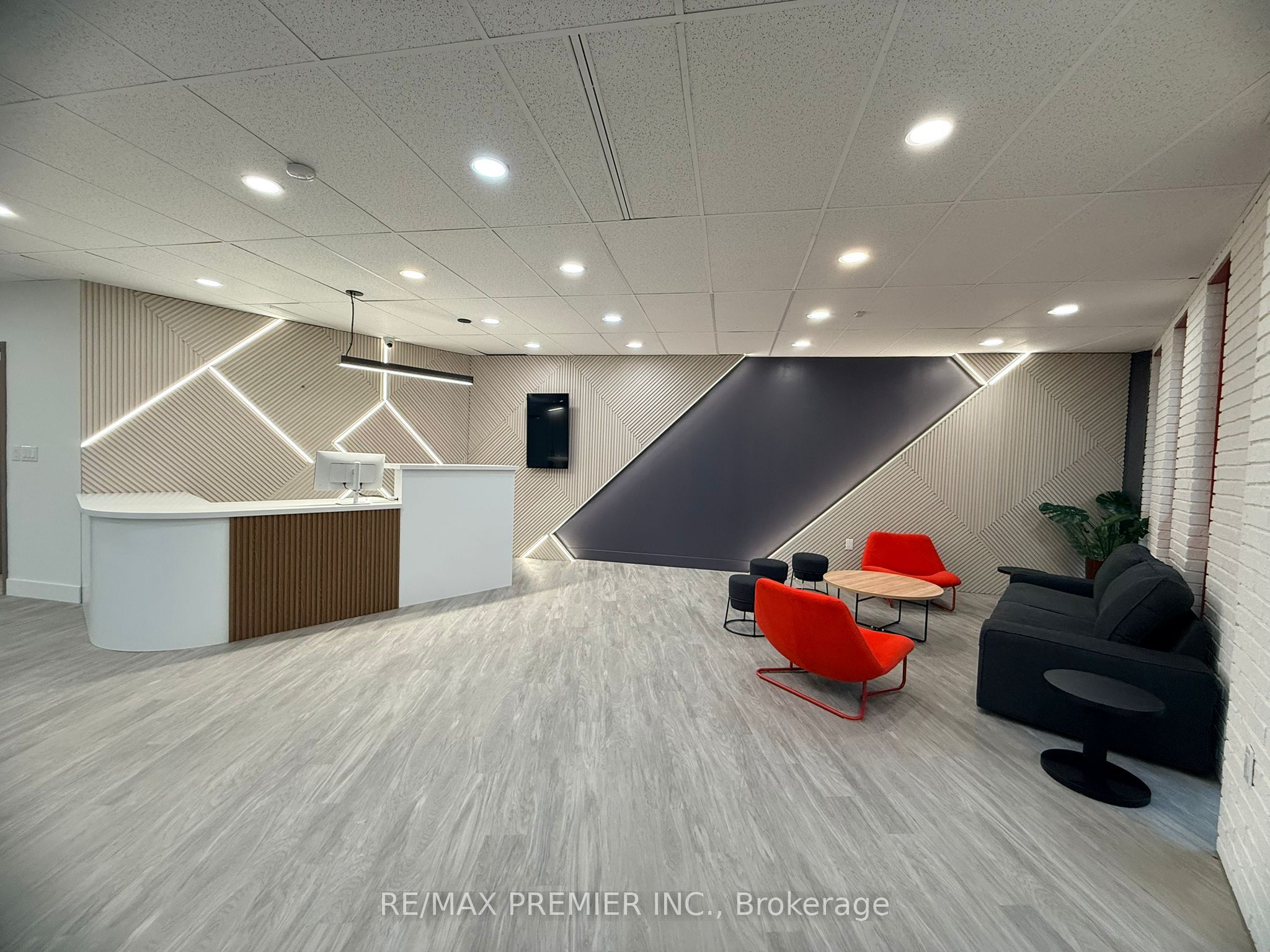 Additional image 4 of 302-05-3390 South Service Road, Burlington, ON, L7N 3J5