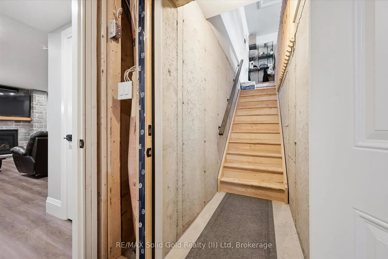 Additional image 15 of 120 Village Road