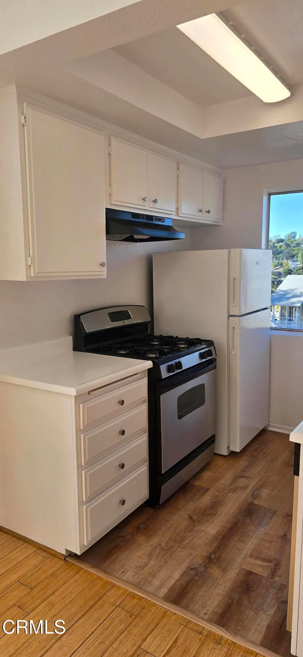 Additional image 4 of 2305 Glendale Boulevard Unit 204, Los Angeles, CA 90039