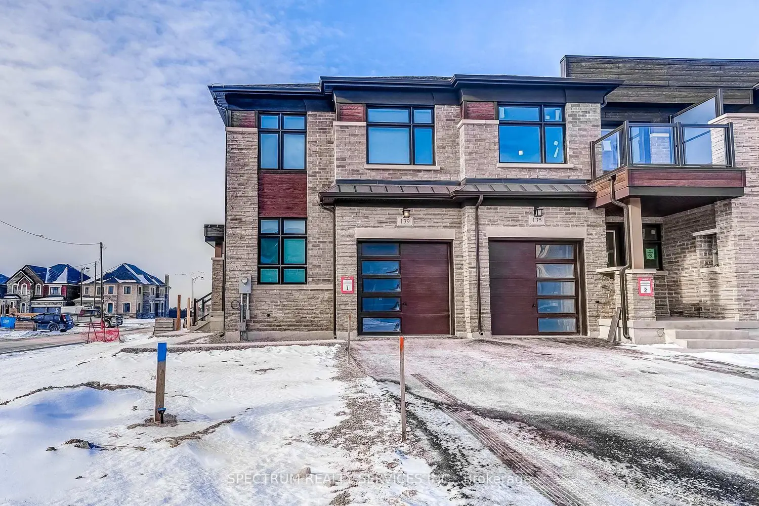 139 Adario Crescent