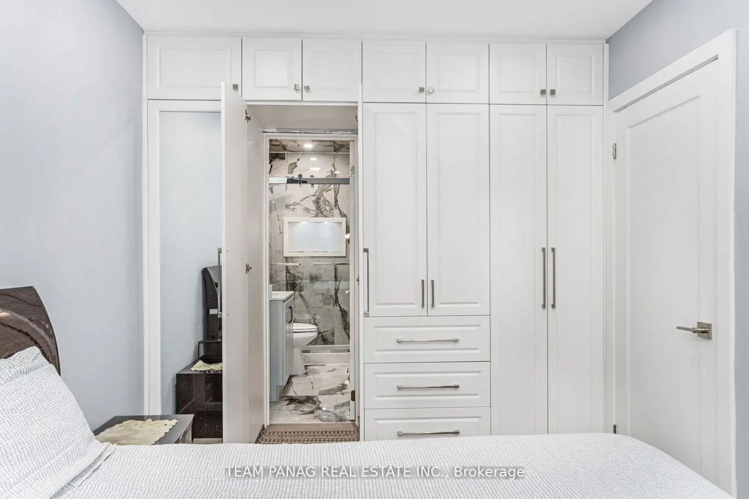 Additional image 9 of 8 Benton Street