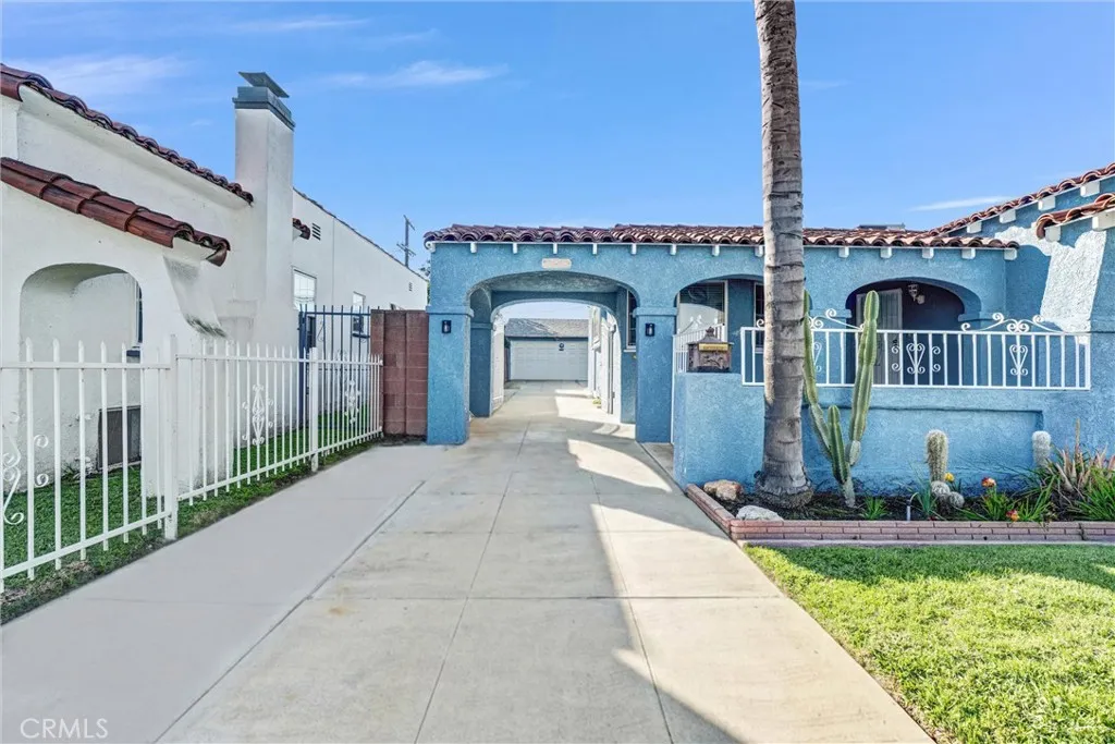 Additional image 61 of 9807 S Denker Ave, Los Angeles, CA 90047
