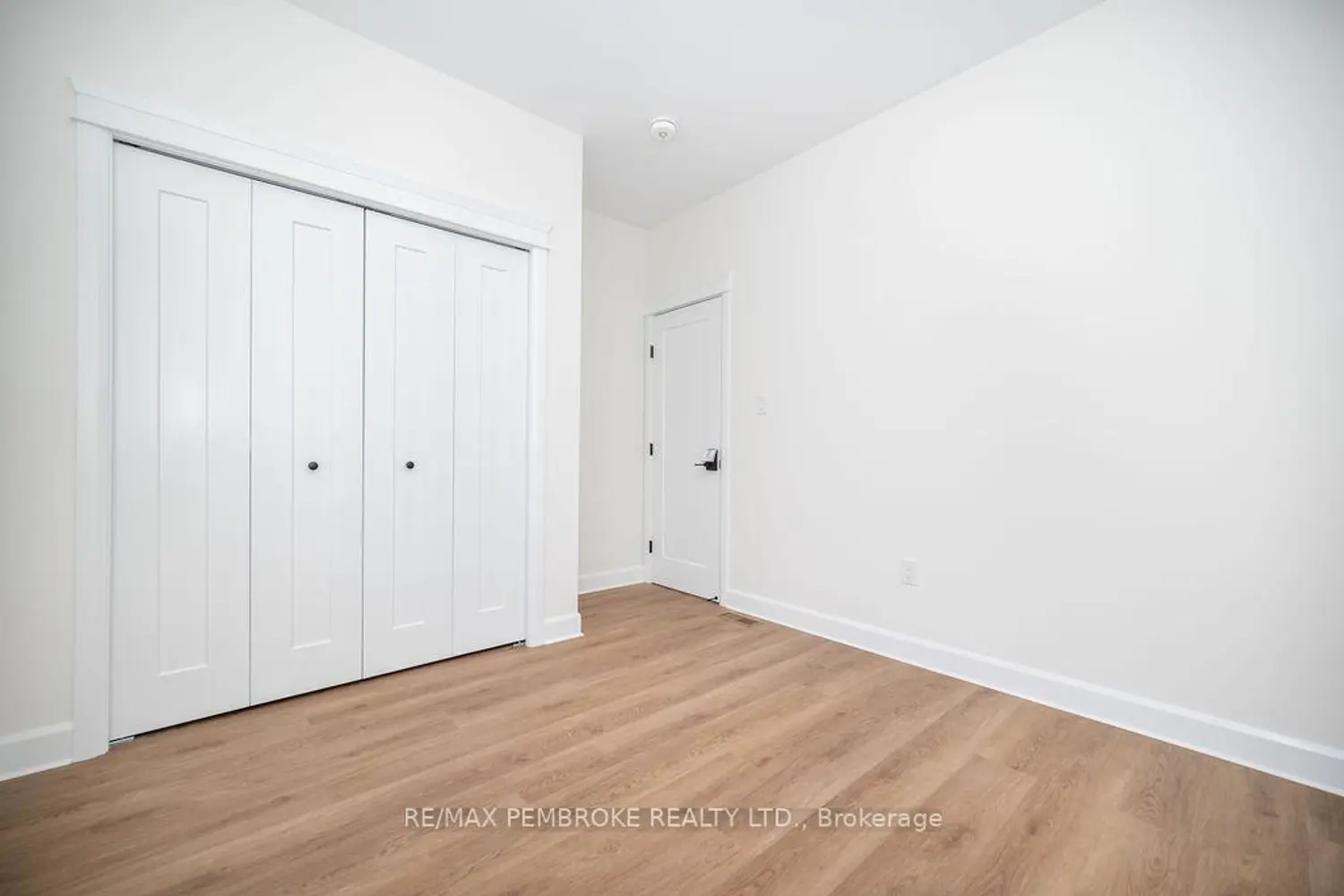 Additional image 16 of 18 Durant Street