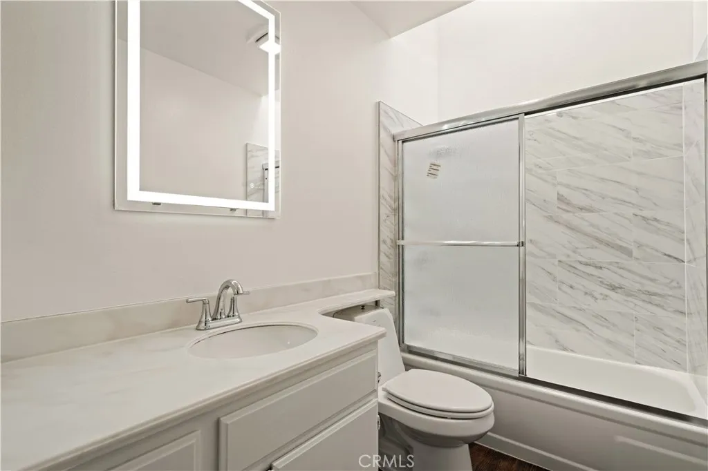 Additional image 33 of 34 Oxford Unit 36, Irvine, CA 92612