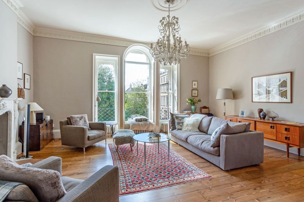 Additional image 2 of 4 bed terraced house for saleRivers Street, Bath BA1