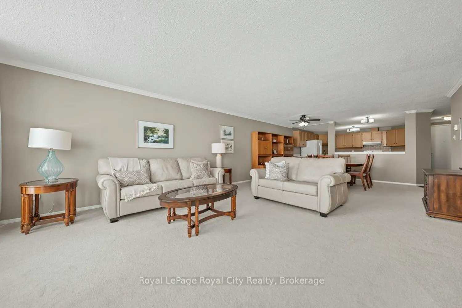 24 Marilyn Drive 1005 photo 2