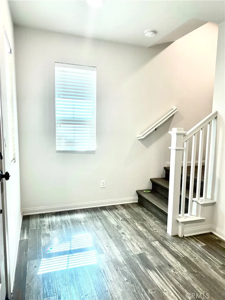 Additional image 21 of 14121 W Oak Lane, Van Nuys, CA 91405