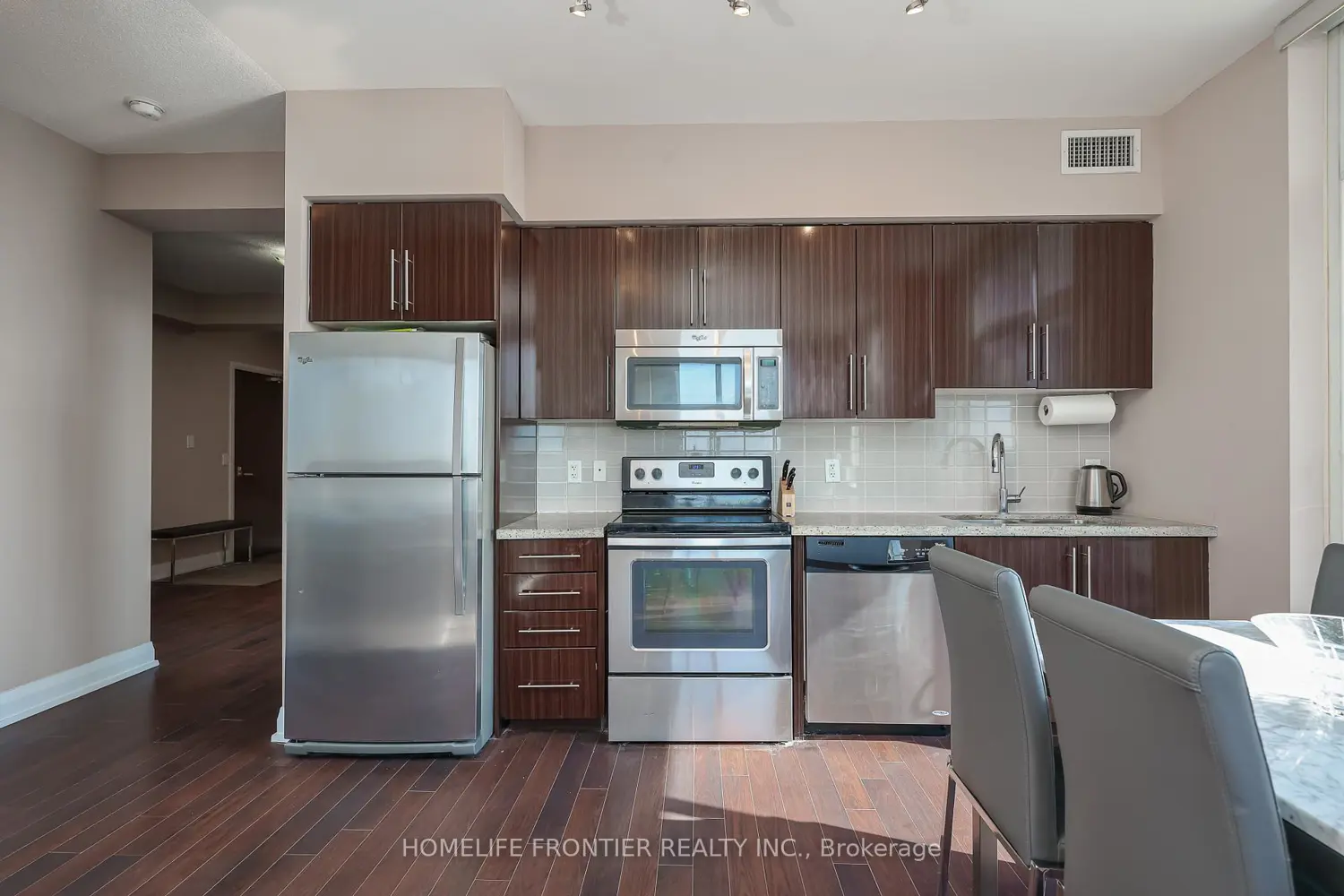 75 North Park Road 1408 photo 4
