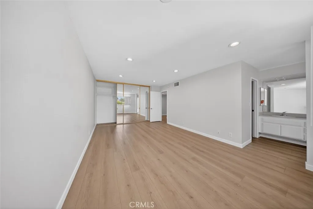 Additional image 71 of 15235 Magnolia Boulevard Unit E, Sherman Oaks, CA 91403