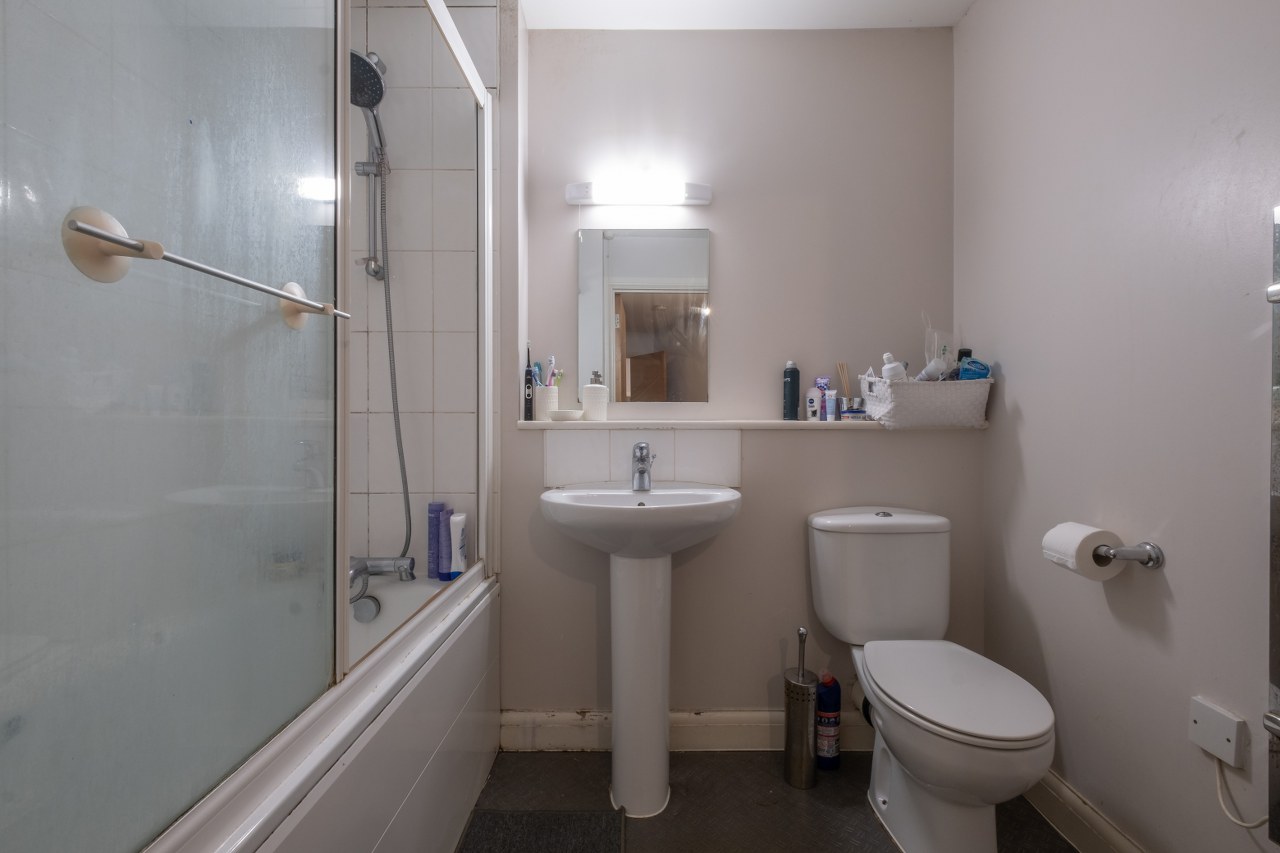Additional image 9 of 2 Bed Flat, Turin Street, E2, N1 7GU