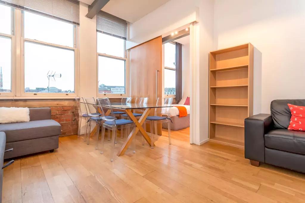 2 Bed Flat, Church Street, M4, N1 7GU