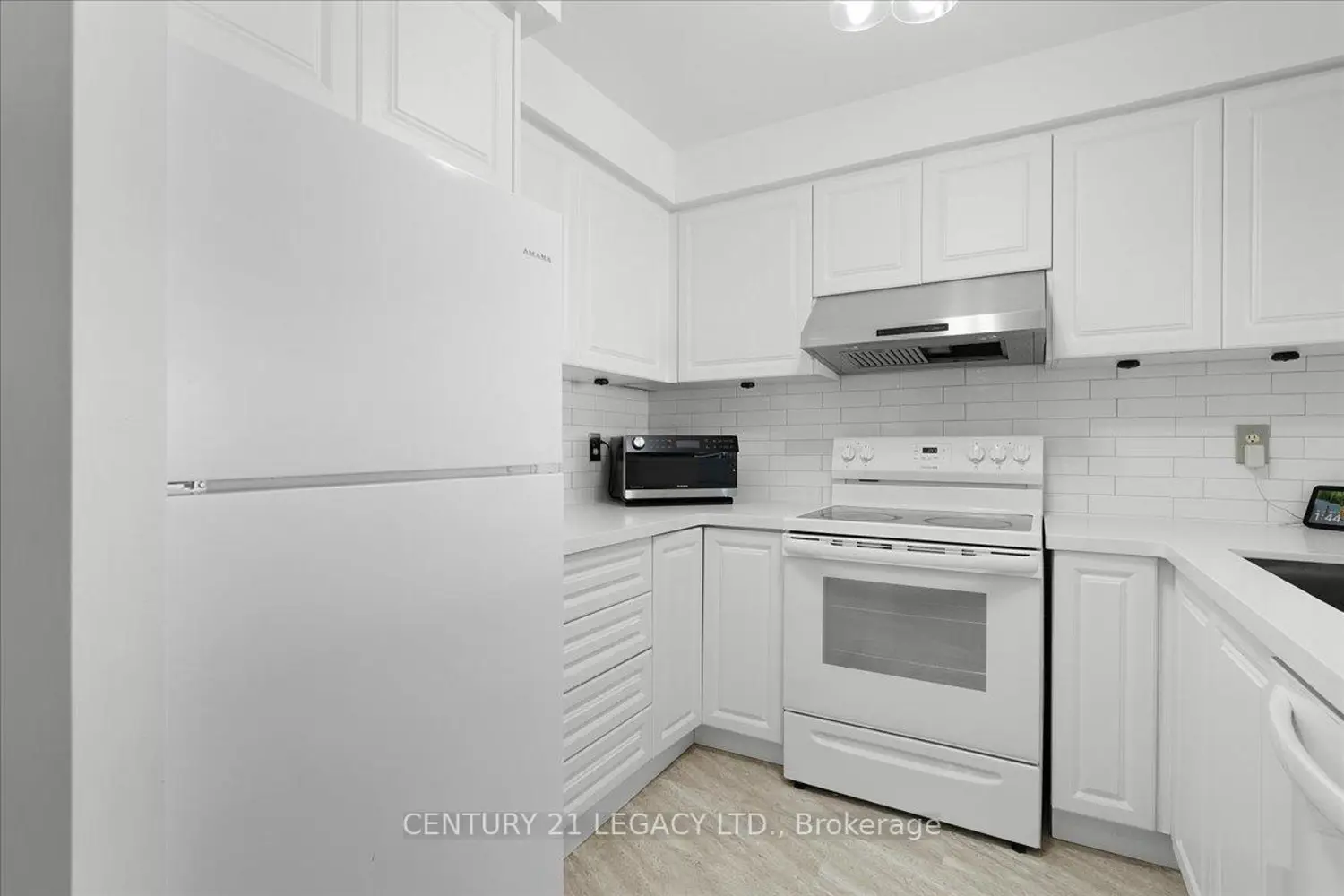 Additional image 3 of 2269 Lakeshore Boulevard 1207