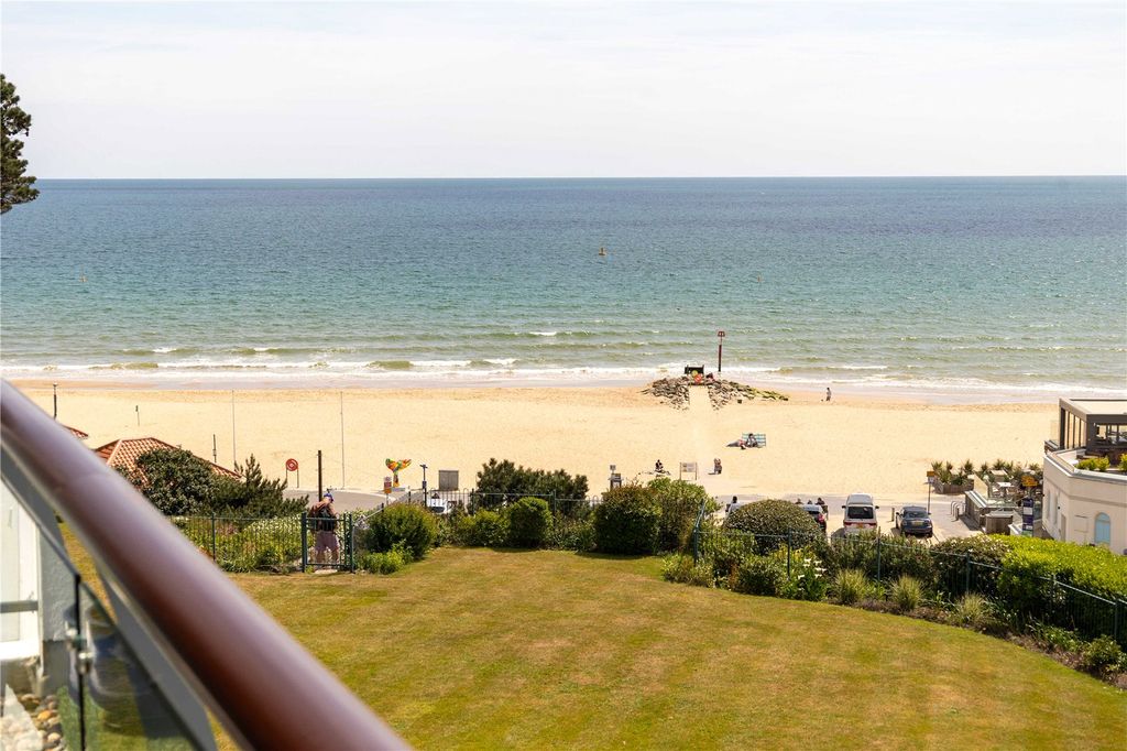 3 bed flat for saleWestminster Road, Branksome Chine, Poole, Dorset BH13