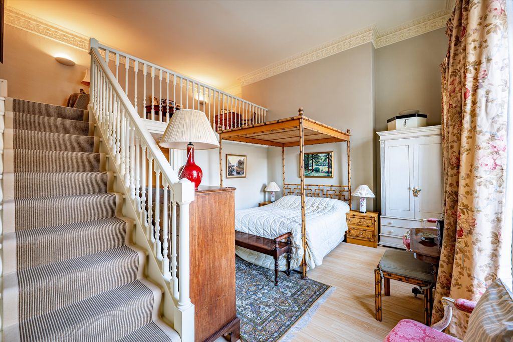 Additional image 12 of 2 bed maisonette for saleGreat Pulteney Street, Bath BA2
