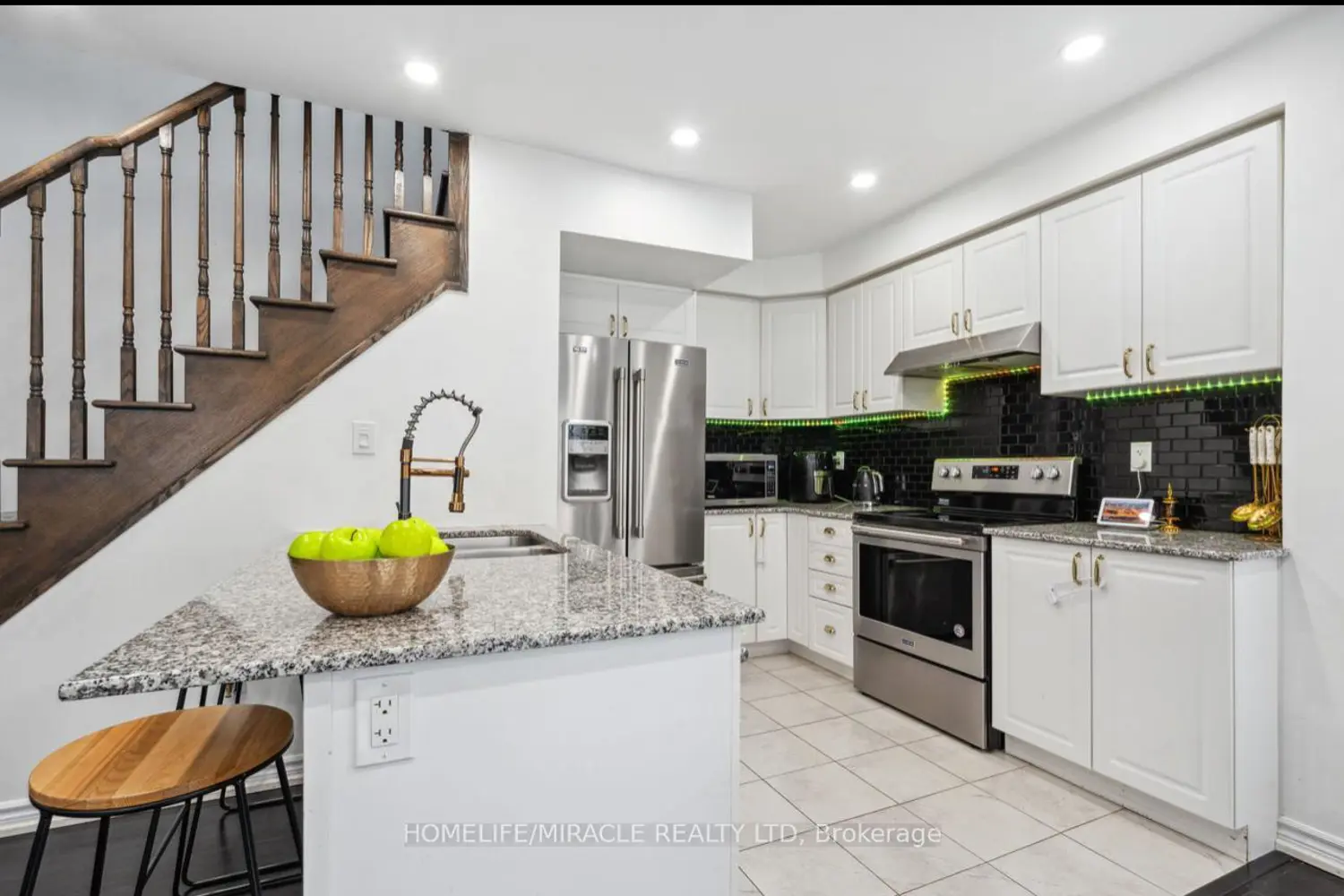 Additional image 5 of 200 Veterans Drive 32