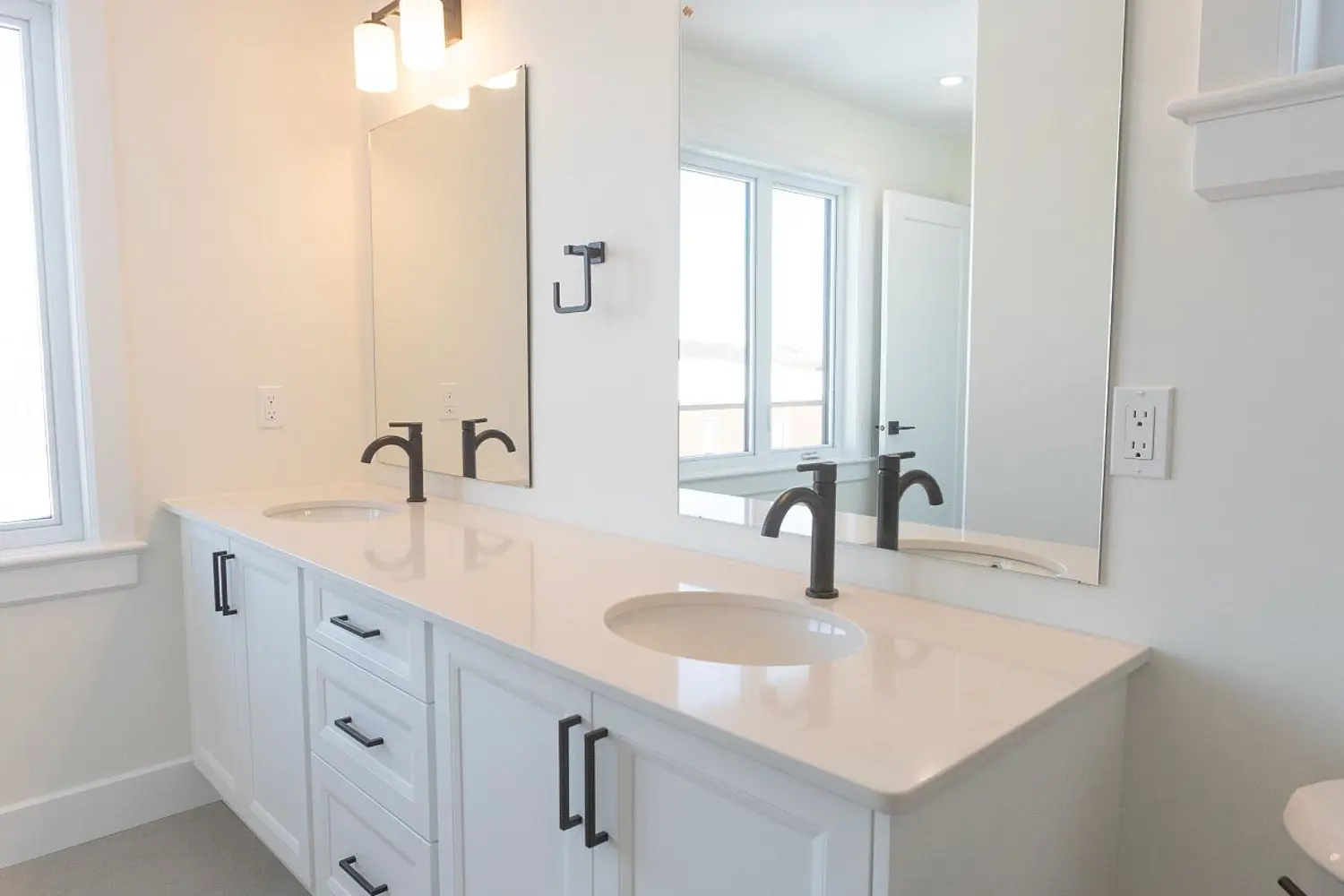 Additional image 7 of 132 Mcdonough Crescent