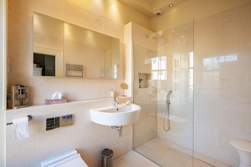 Additional image 16 of 2 bed maisonette for saleGreat Pulteney Street, Bath BA2