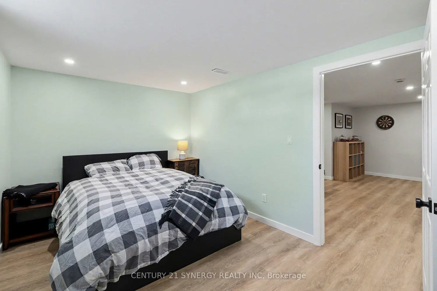 Additional image 15 of 2290 Valley Street