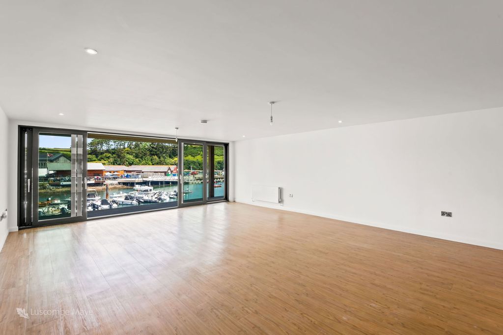 Additional image 7 of 3 bed flat for saleIsland Street, Salcombe TQ8