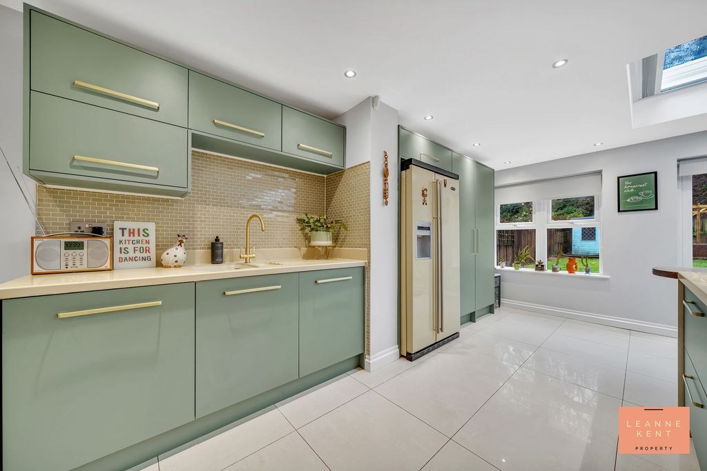 Additional image 14 of 5 bed detached house for saleRhyd Y Gwern Close, Rudry, Caerphilly CF83
