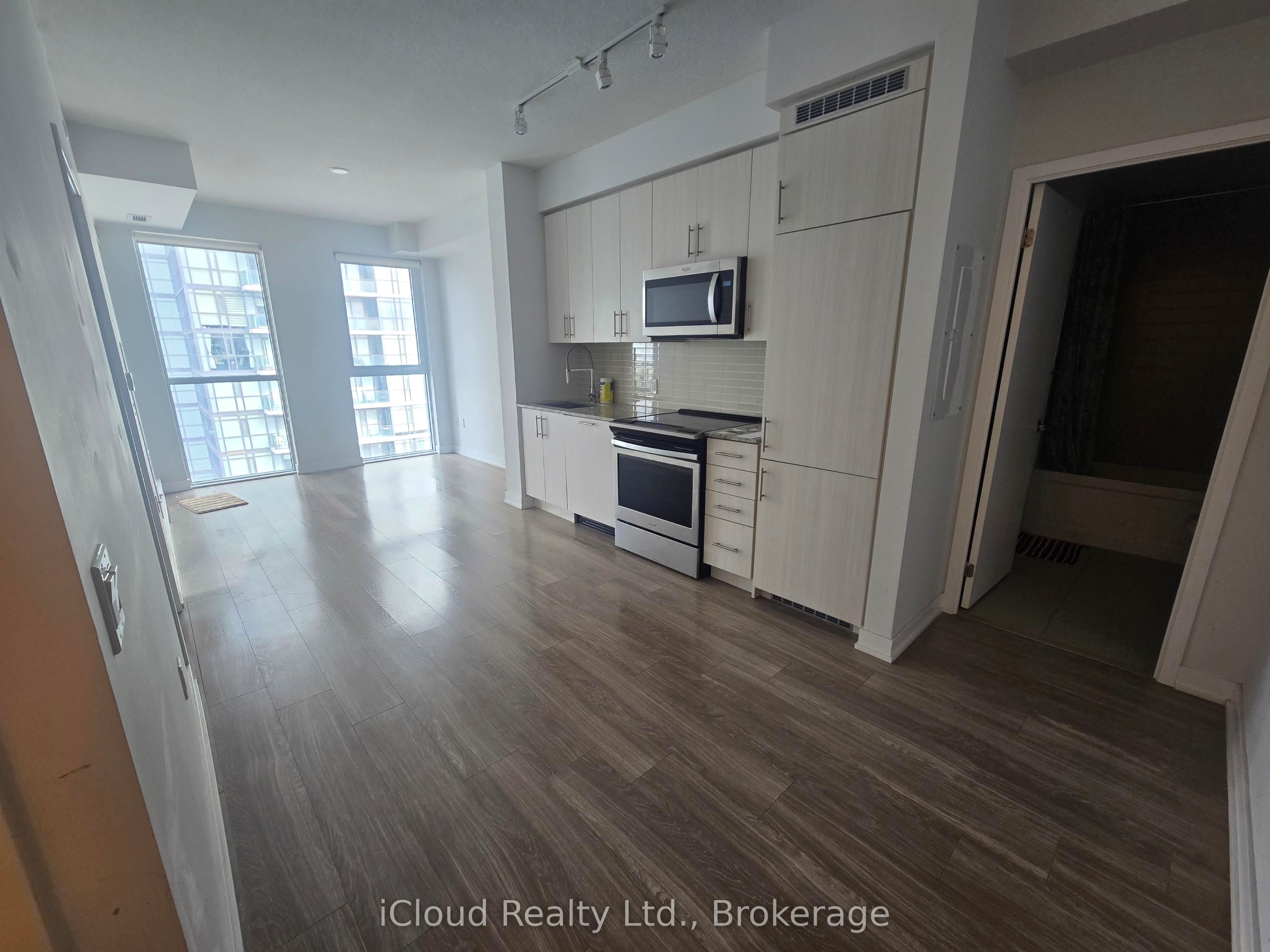 Additional image 4 of 1416-4055 Parkside Village Drive, Mississauga, ON, L5B 0K8
