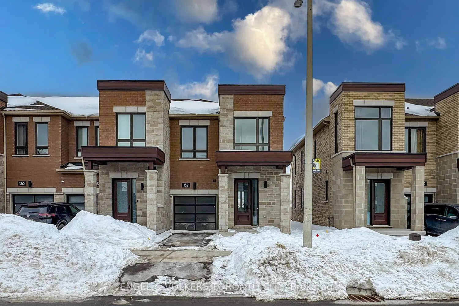 132 Mumbai Drive photo 2