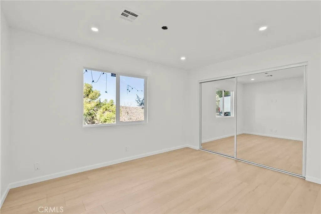 Additional image 32 of 1138 Lakeview Dr, Palmdale, CA 93551