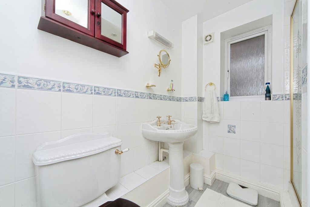 Additional image 11 of 2 bed flat for saleDeganwy Road, Deganwy, Conwy LL31
