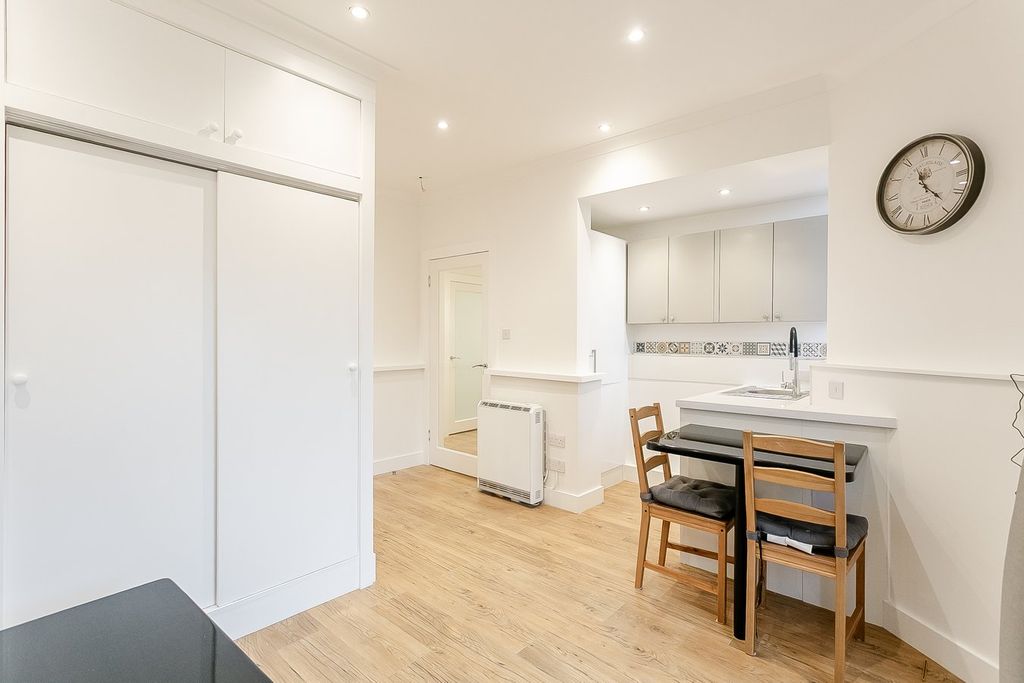 Additional image 3 of 1 bed flat for saleSeafield Road East, Edinburgh EH15