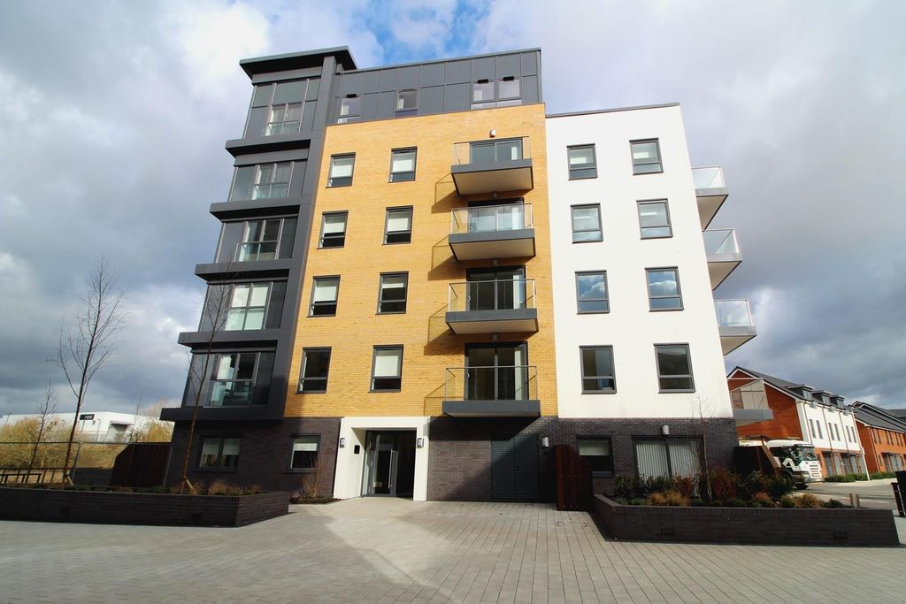 52 bed block of flats for salePadworth Avenue, Reading RG2