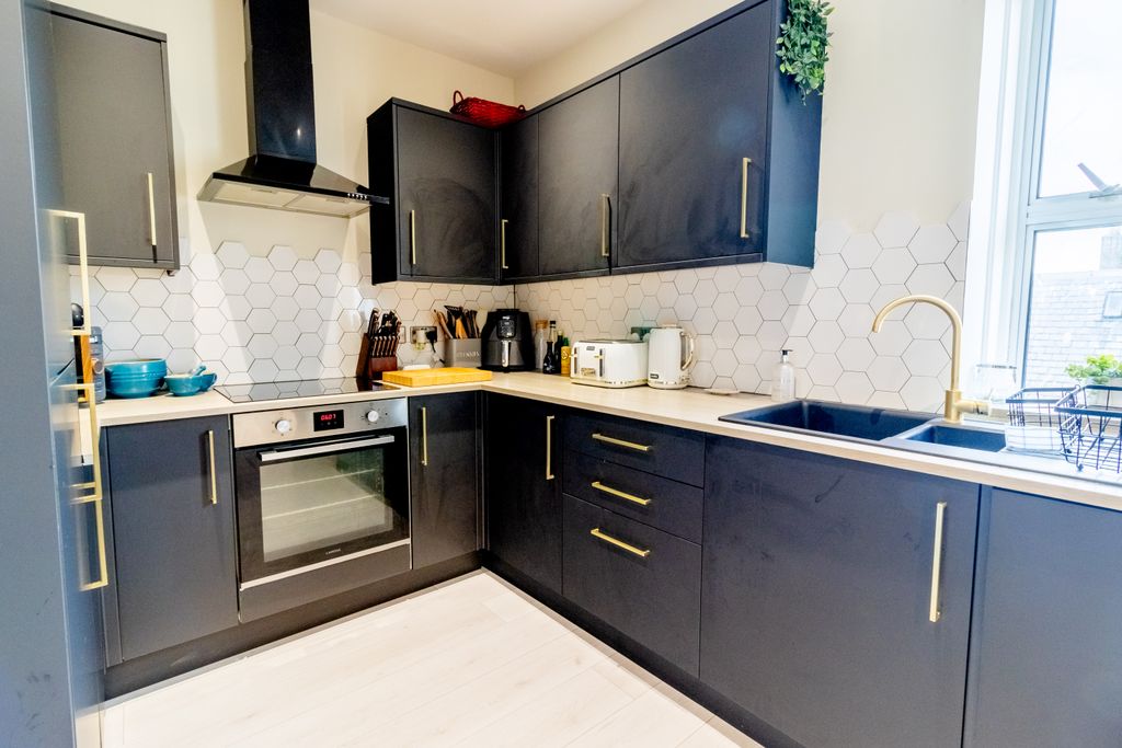 Additional image 9 of 2 bed flat for saleGibson Place, Montrose DD10