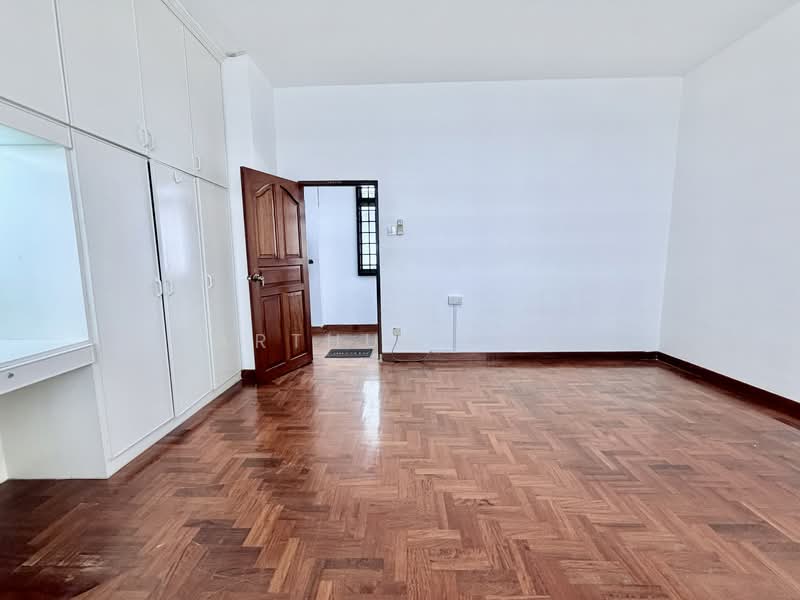 Kembangan Estate Bungalow