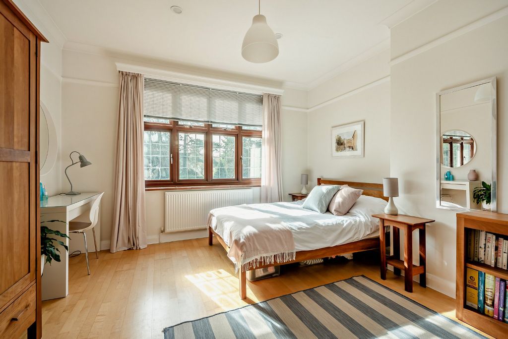 Additional image 14 of 5 bed detached house for saleTydehams, Newbury, Berkshire RG14