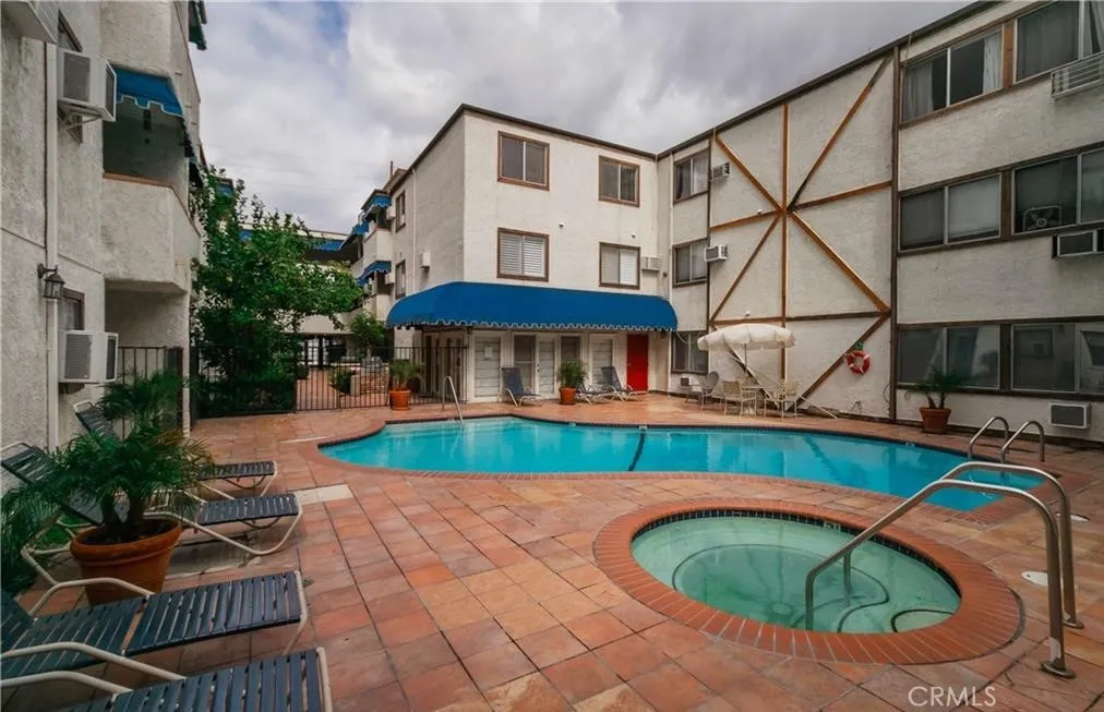 Additional image 16 of 18530 Hatteras Street Unit 218, Tarzana, CA 91356