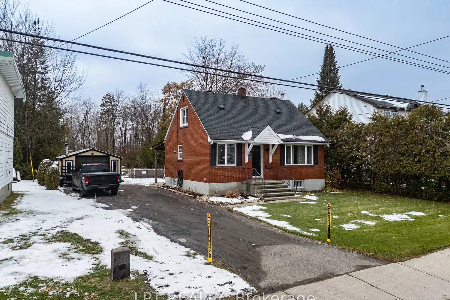 Additional image 2 of 3794 Albion Road