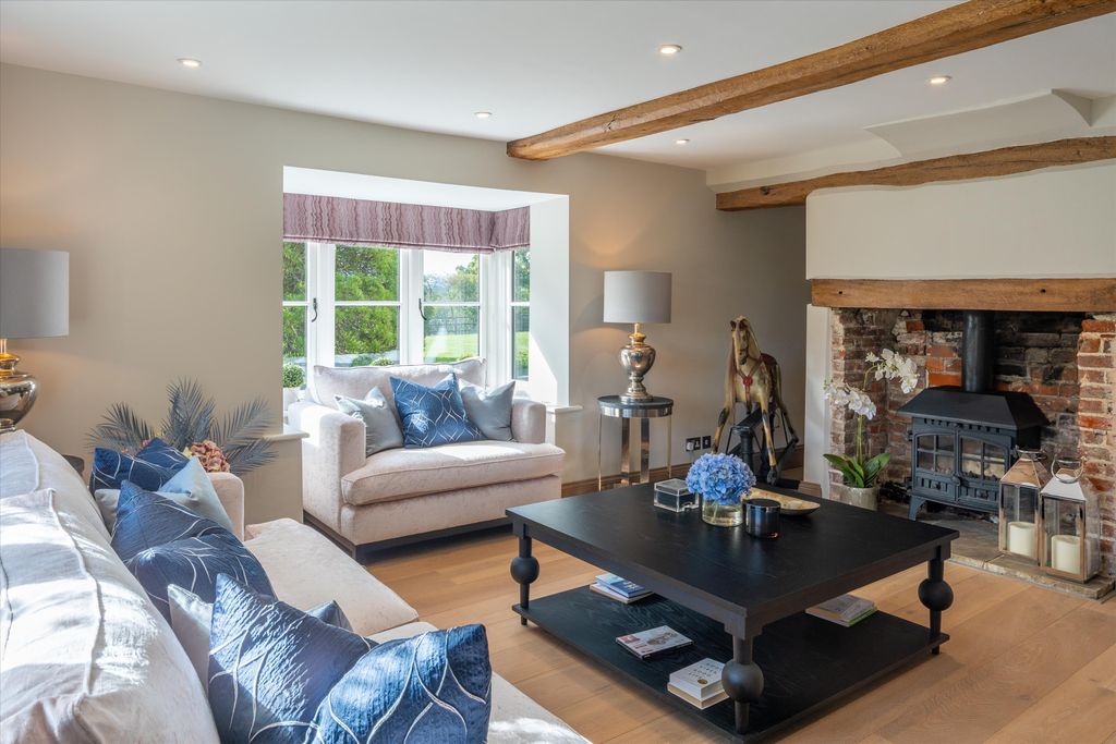 Additional image 6 of 4 bed detached house for saleHeadley, Thatcham, Hampshire RG19
