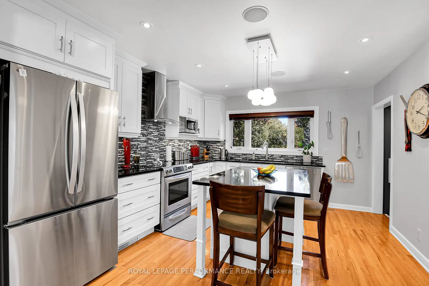 Additional image 4 of 2239 Webster Avenue